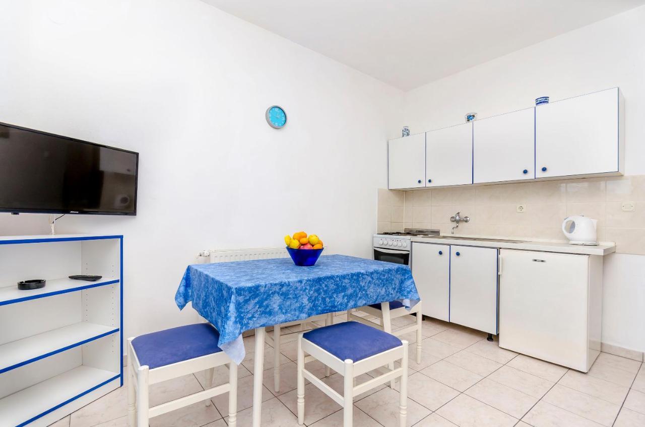 Apartments Tomislav Trogir Exterior photo